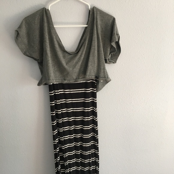 Navy striped maxi with gray crop top - Picture 1 of 2