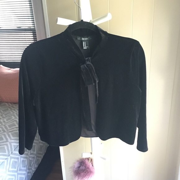 Velvet jacket! - Picture 1 of 3