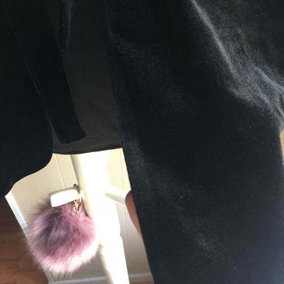 Velvet jacket! - Picture 2 of 3