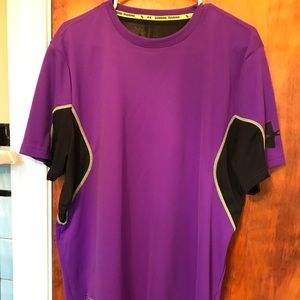 Men's Under Armour Heat Gear shirt purple large