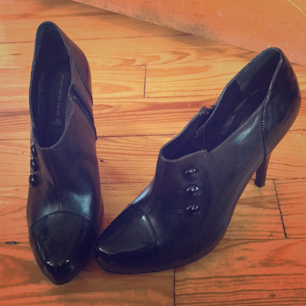 Steve Madden Booties