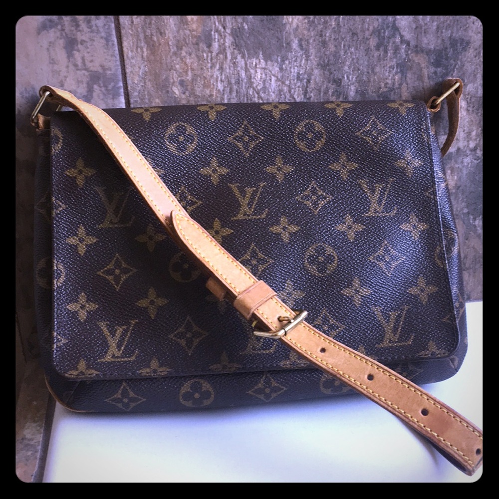 Louis Vuitton Musette Tango Short Strap