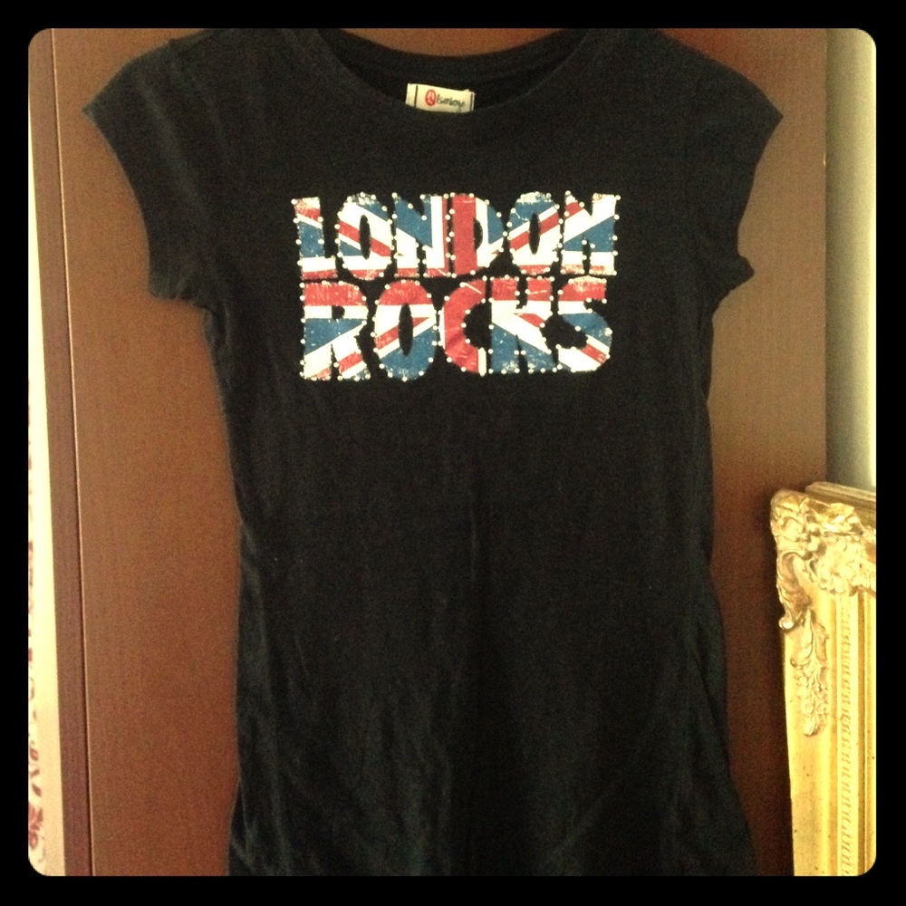OLSENBOYE T-Shirt Size SMALL