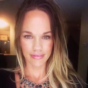 Meet your Posher, Leanna