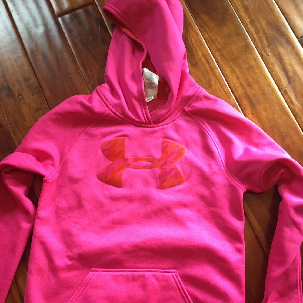 Girls Under Armour sweatshirt