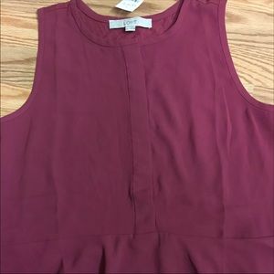 Loft brand without sleeves .