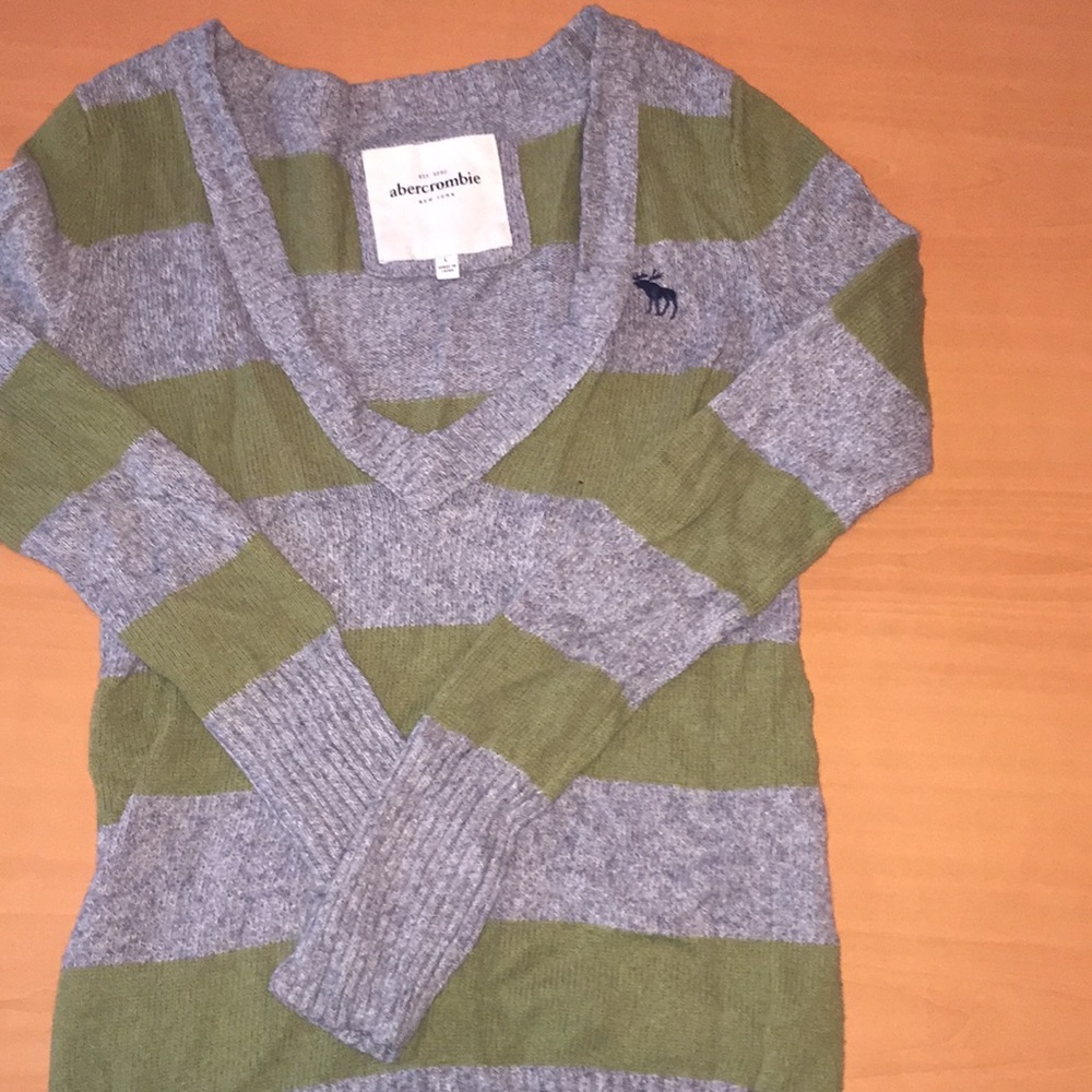 Abercrombie & Fitch Sweater