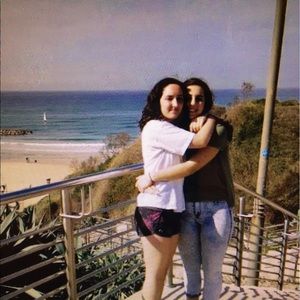 Meet your Posher, Gilli