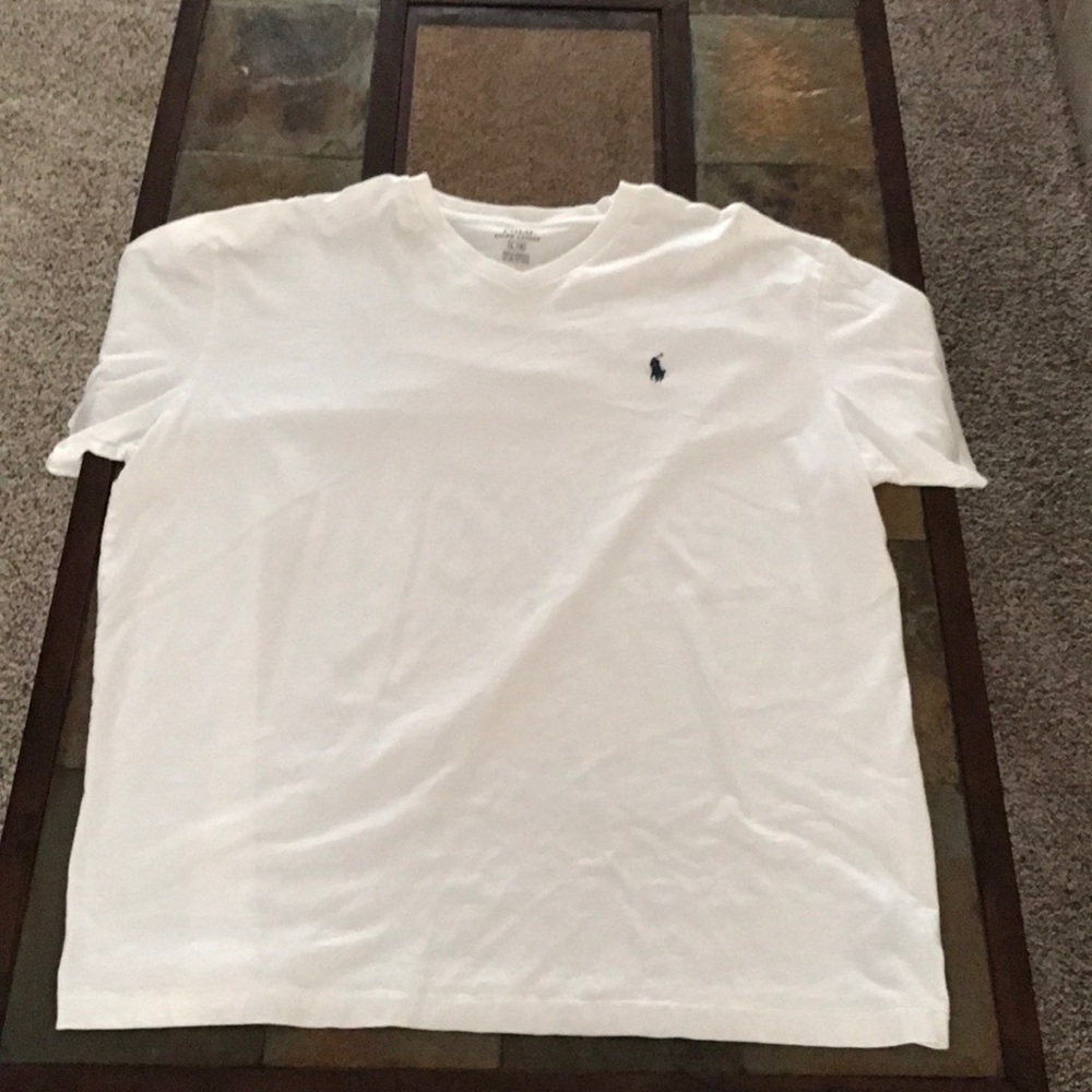Polo vee neck tee