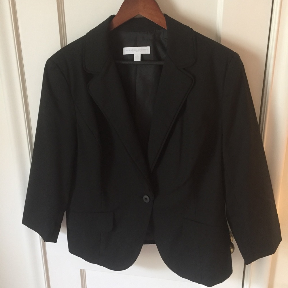 NY&C favorite black blazer