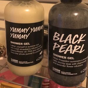 Black Pearl Shower Gel by Lush