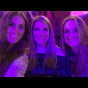 Meet your Posher, Elizabeth