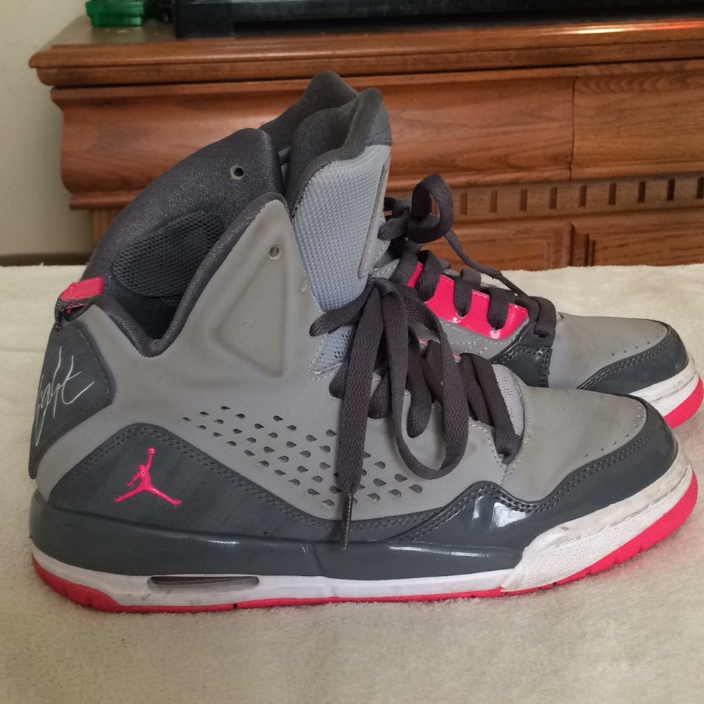 *sold on merc* Jordan flights