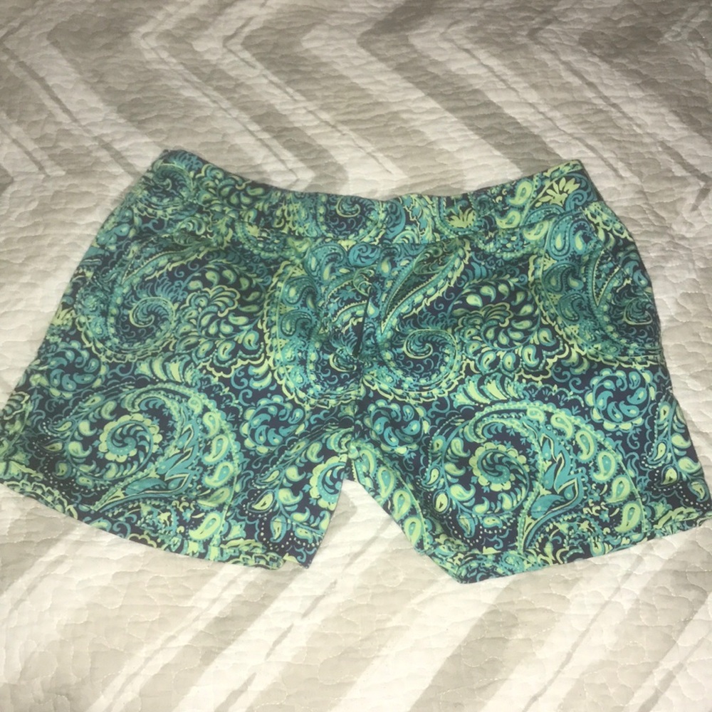 Patterned shorts