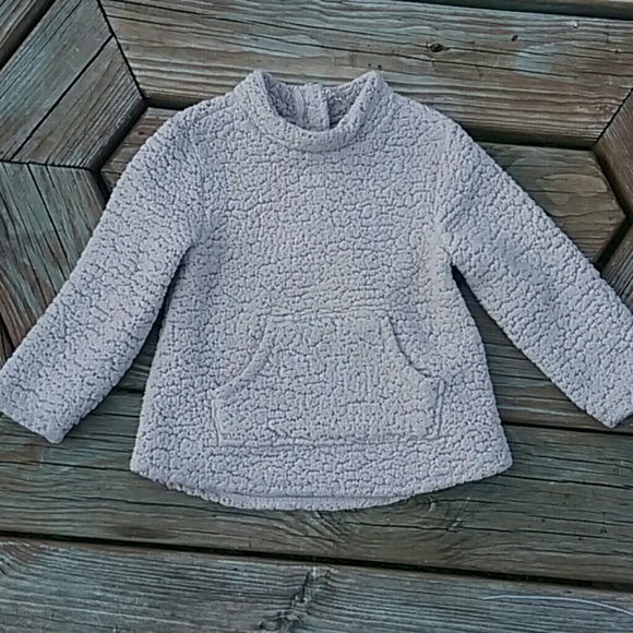 Old Navy Other - Old navy sweater