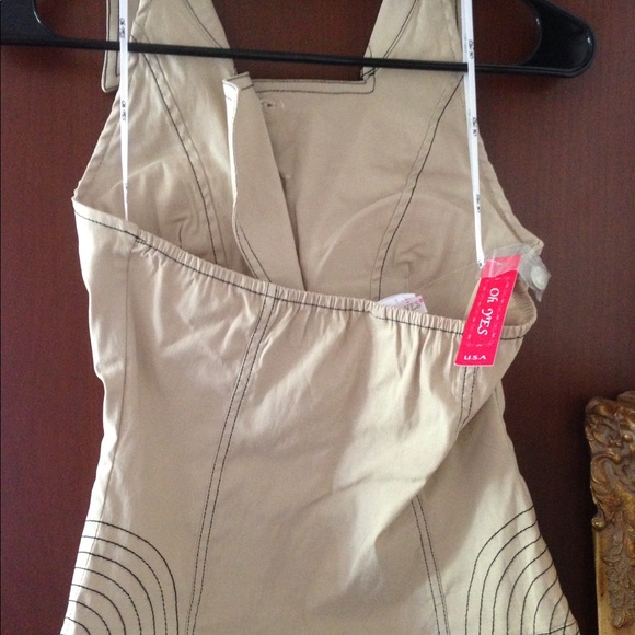 💥💥OH YES! Steampunk Button-Up Corset Top 💥💥 - Picture 2 of 4