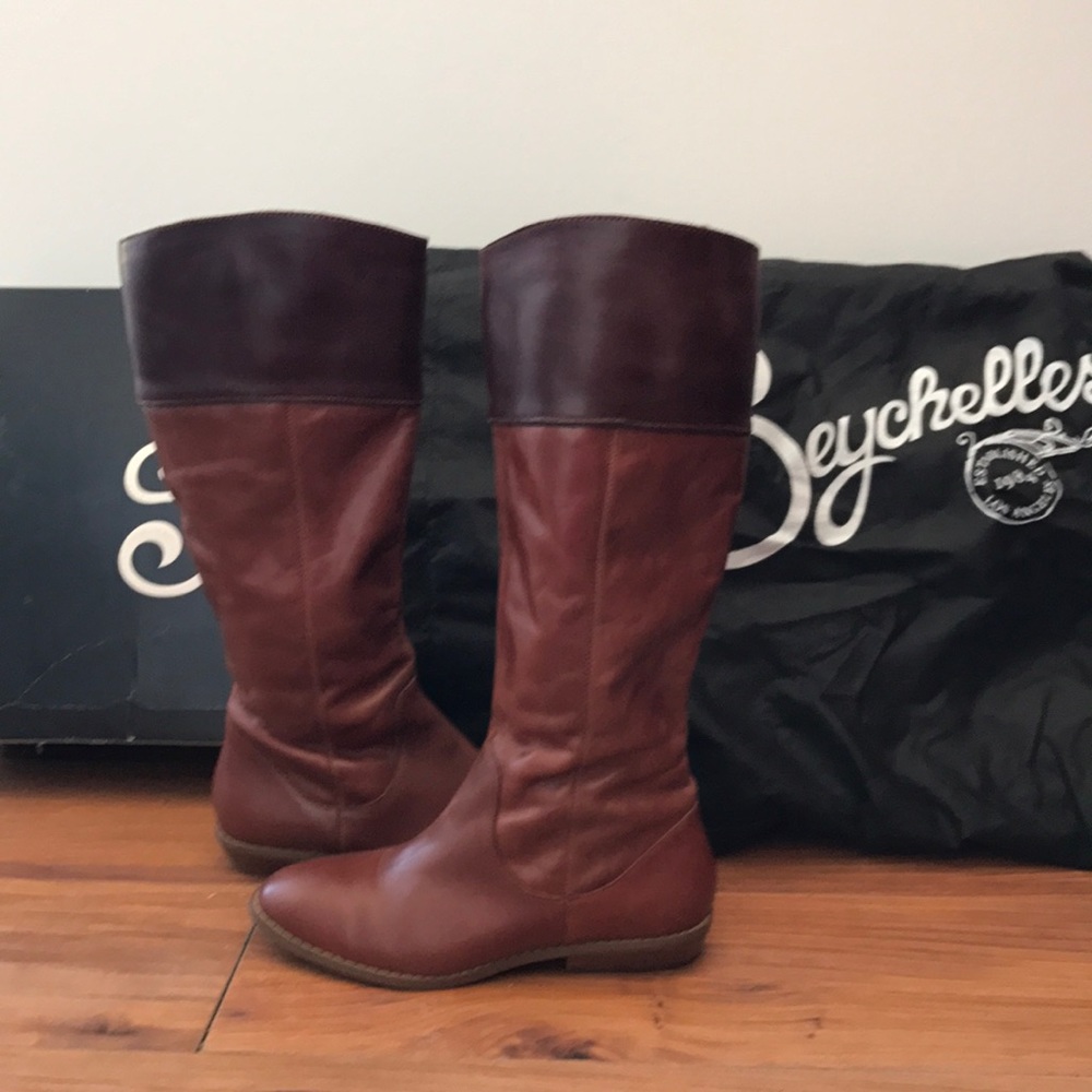 Seychelles very soft leather, very gently worn  ❤️