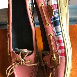 Brand new SPERRY Topsider Angelfish Mauve Pink