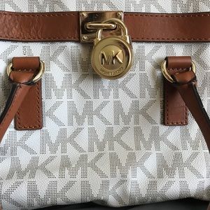 ✨Michael Kors Tote✨