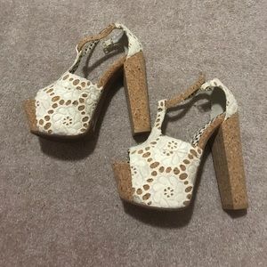 Jessica Simpson heels