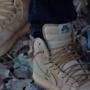 Meet your Posher, Damon