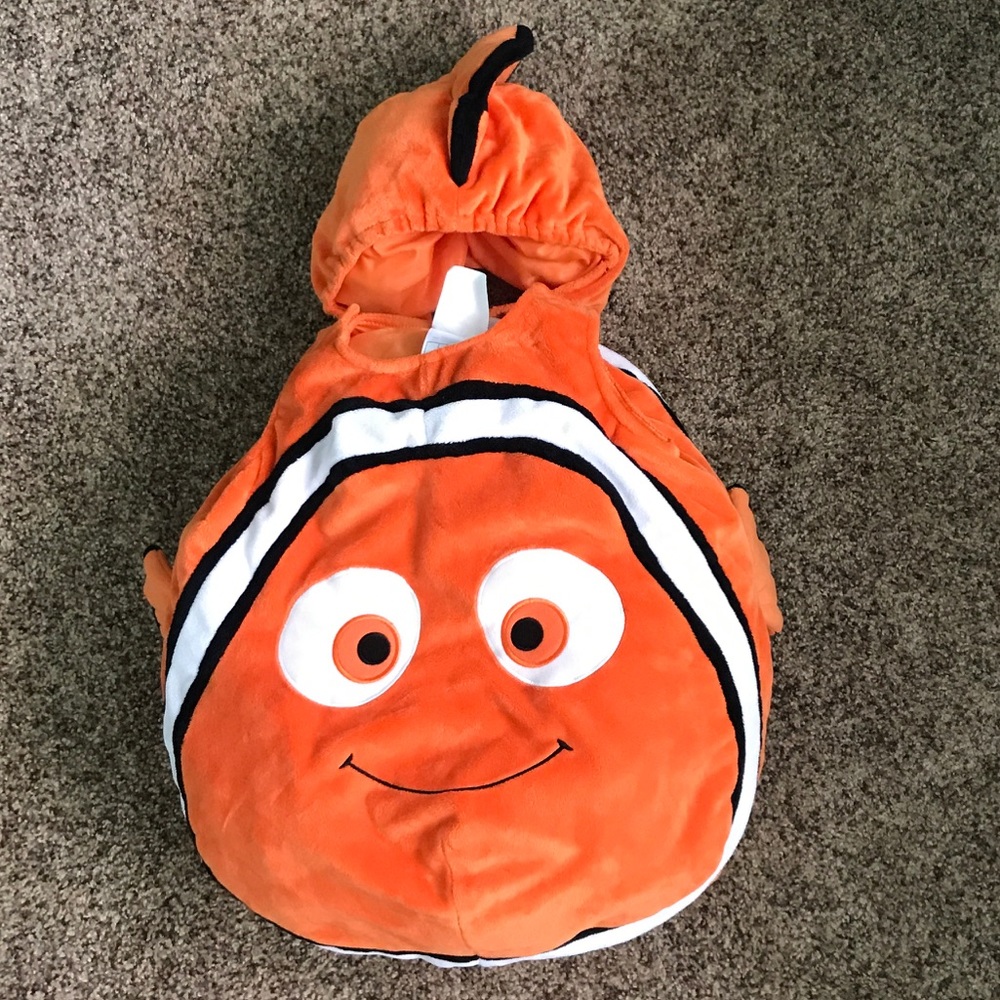 Nemo Costume size 18-24 months in EUC