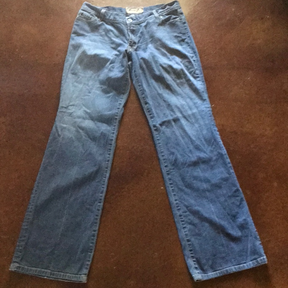 Seven7 boot cut stretch jeans 👖 size 31