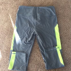 Victoria secret sport workout capris