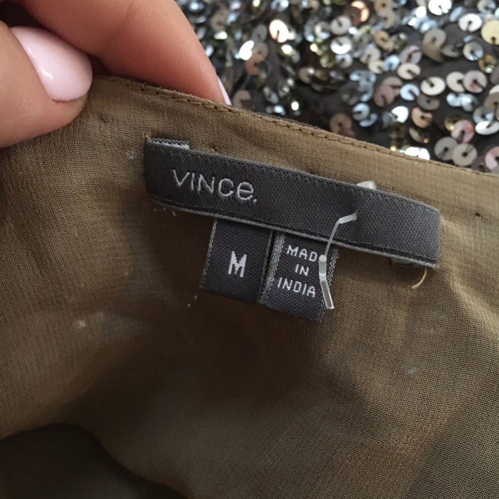 Like New Vince Sequin Dolman Top Size Medium - Picture 6 of 6