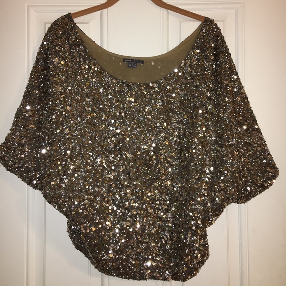 Like New Vince Sequin Dolman Top Size Medium - Picture 4 of 6