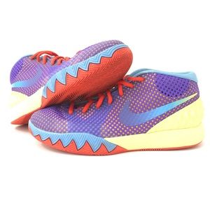 Nike Kyrie 1 GS | Saturday | Size 6Y