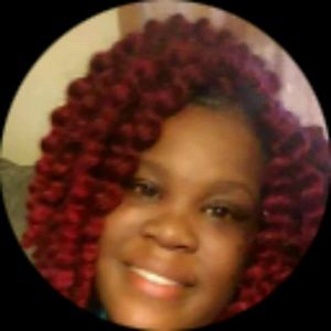 Meet your Posher, Corrine