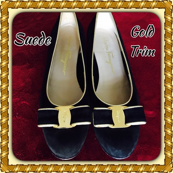 SALVATORE FERRAGAMO Suede Flats - Picture 3 of 6