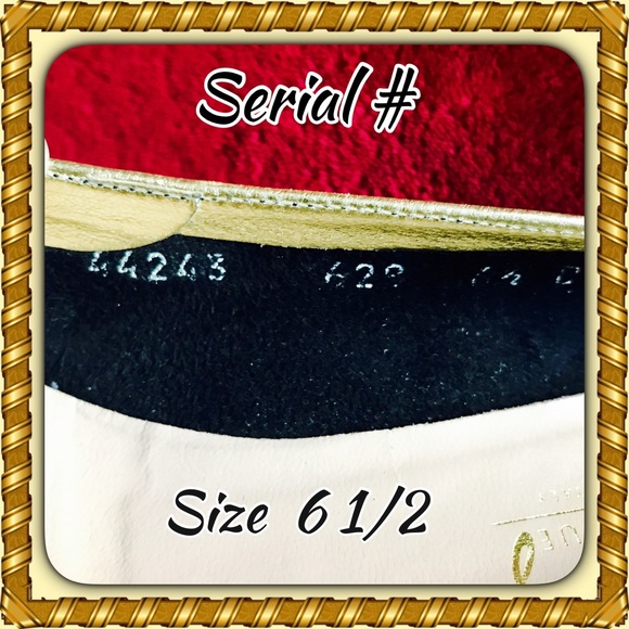 SALVATORE FERRAGAMO Suede Flats - Picture 5 of 6