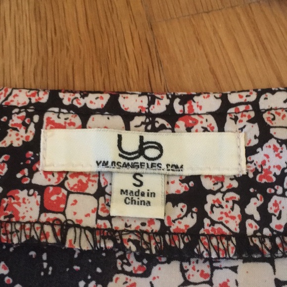 Adorable Fall Dress! - Picture 3 of 4