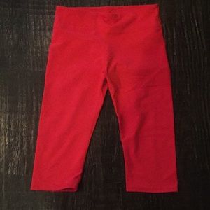 Fabletics size small red crop