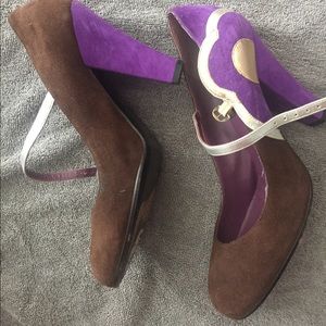 Marc Jacobs Mary Jane pump. Purple & Brown suede