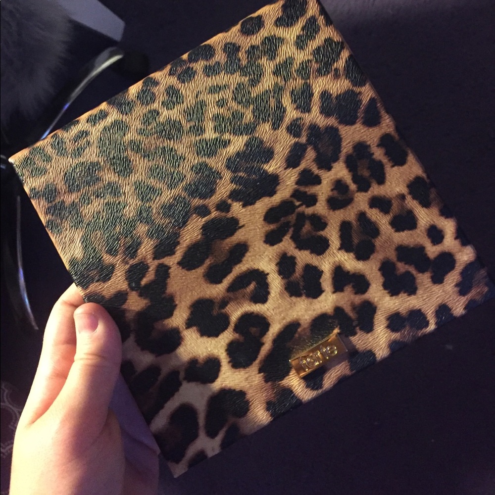 Tarte magnetic eyeshadow palette