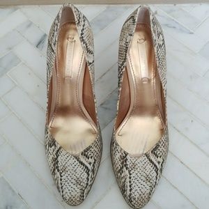 Nine West pumps