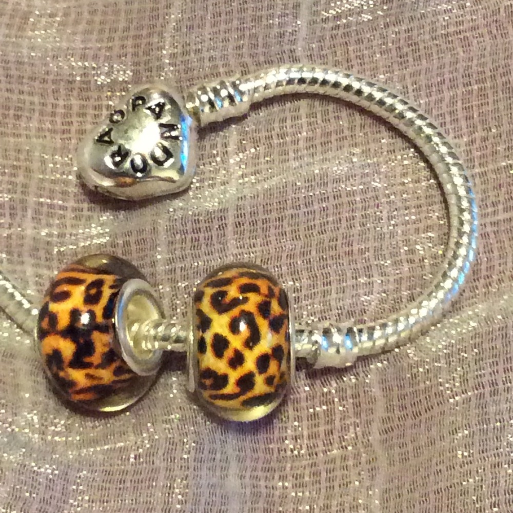 ๐ 2PC ANIMAL PRINT LEOPARD BEAD CHARM GEM DIY LUV - Picture 3 of 8