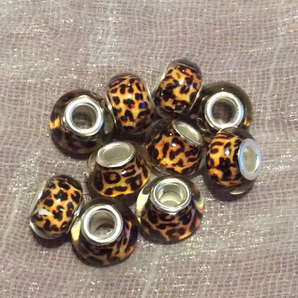 🍒 2PC ANIMAL PRINT LEOPARD BEAD CHARM GEM DIY LUV - Picture 5 of 8