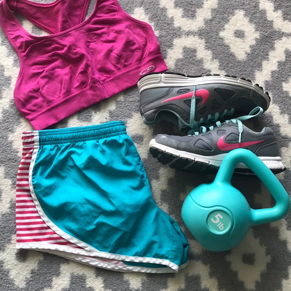 Running shorts