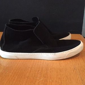 Size 8.5 Dolce Vita black suede slip on high-top