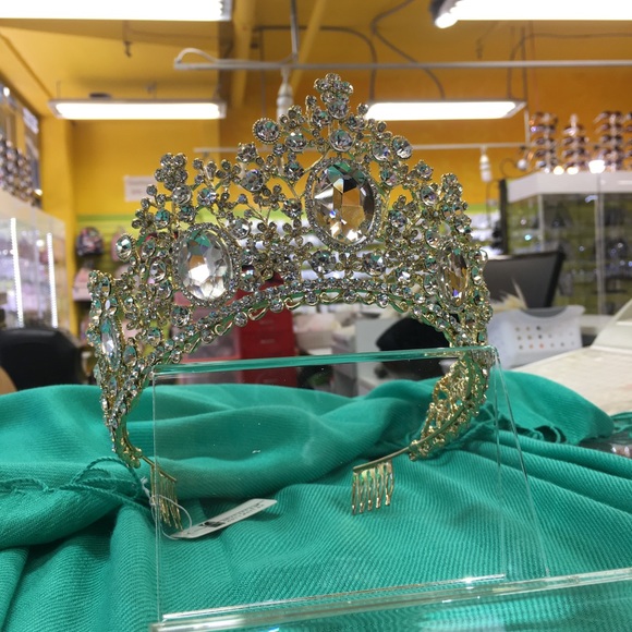 ? Dora Tiara - Gold w/ Clear Crystals main image 8