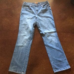 Medium wash Zana Di jeans 👖 Size 14