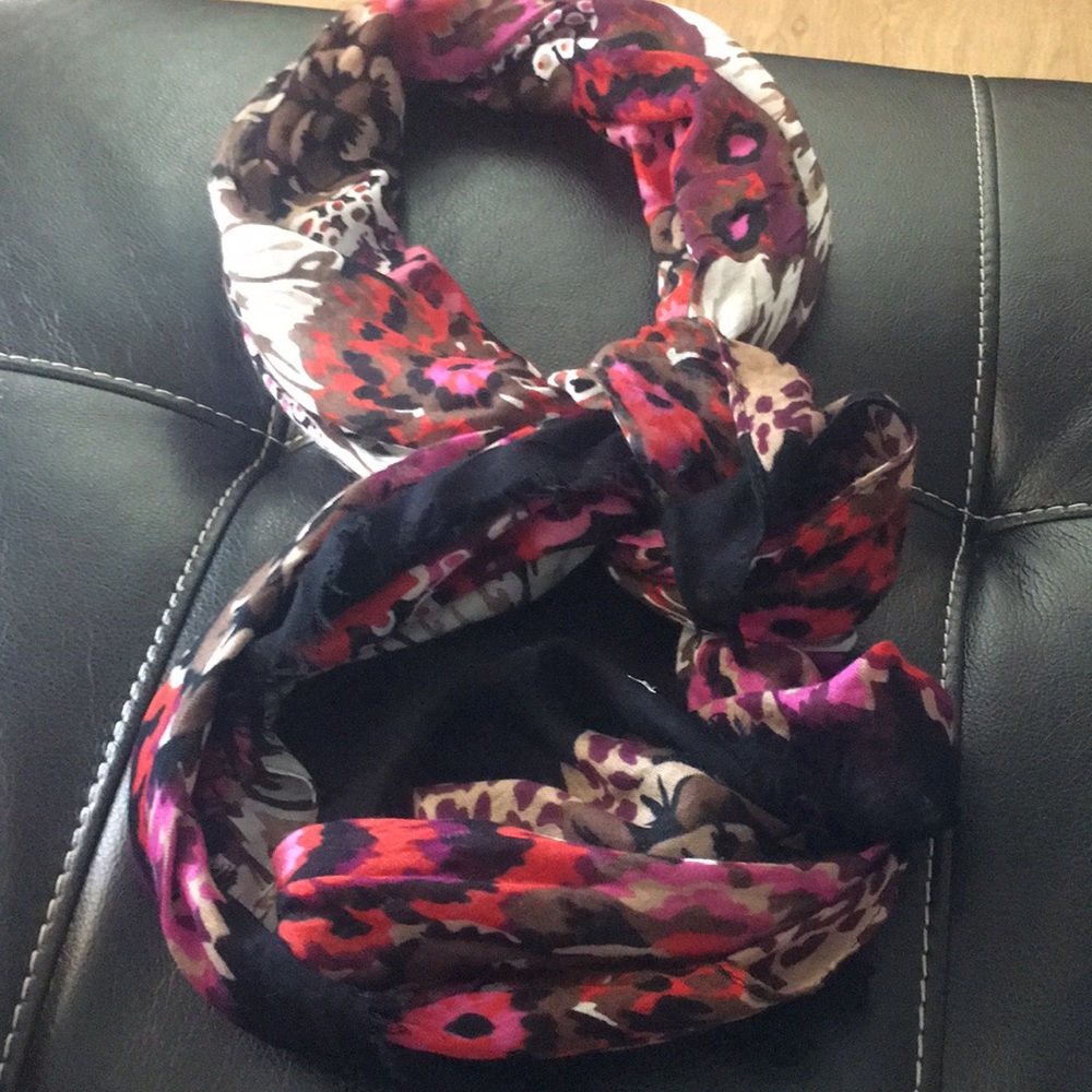 Soft Fringe Scarf