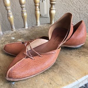 CYDWOQ Vintage: "Meditate" flats