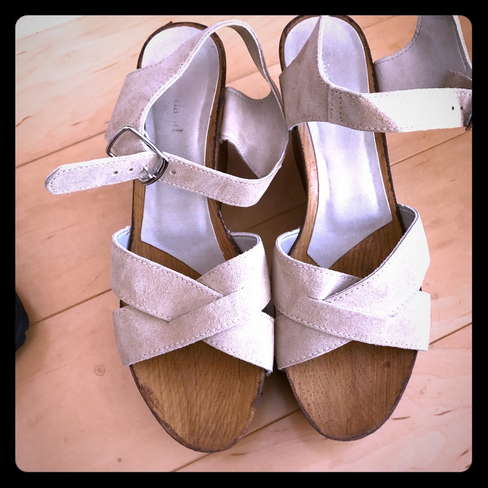 Charles David Platform sandals