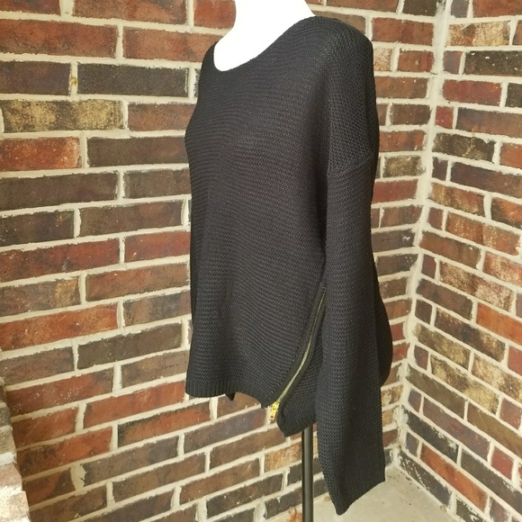Side Zip Cable Knit Sweater - Picture 2 of 8
