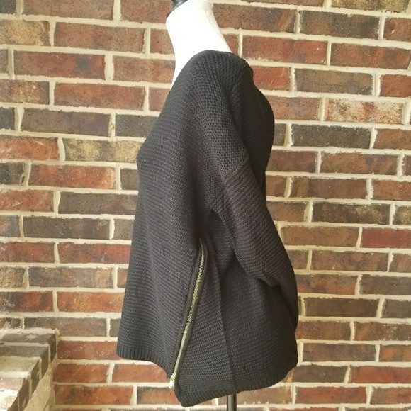 Side Zip Cable Knit Sweater - Picture 7 of 8